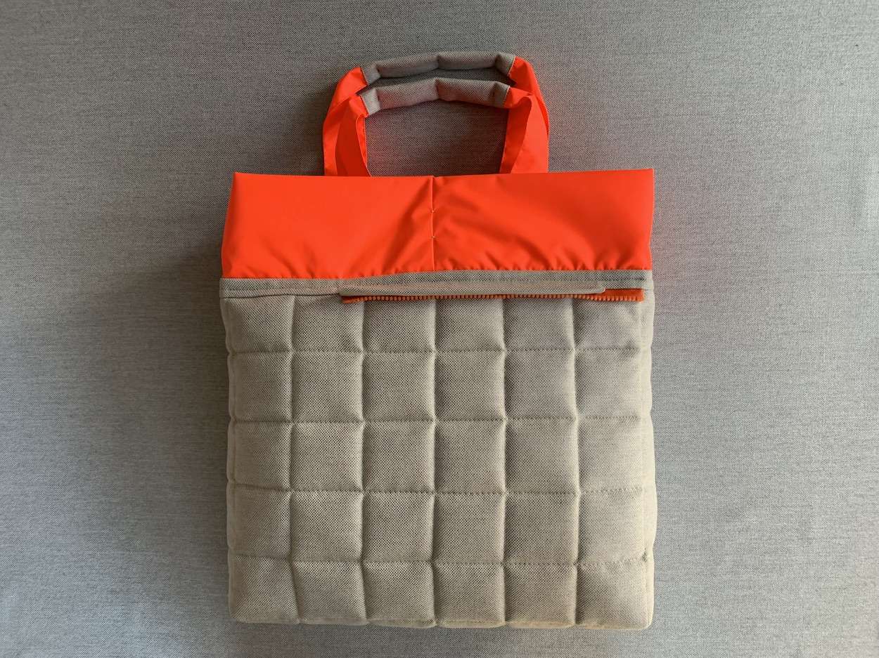 suba.001.bag Shopper von der Rückseite fotografiert
